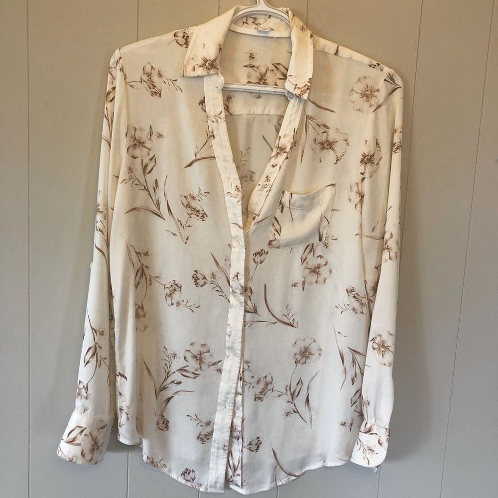 Floral size S camber and grace aka RW&Co blouse